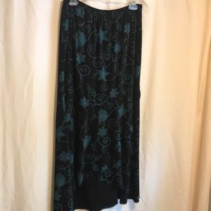 Ladies skirt